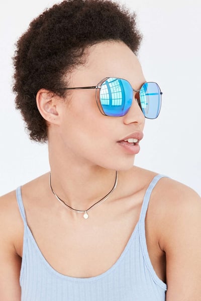 TINTED SUNGLASSES TREND