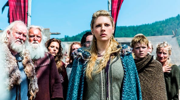 katheryn-winnick-vikings-thekit.ca