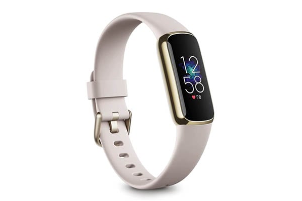 Fitbit tracker black friday deals amazon canada