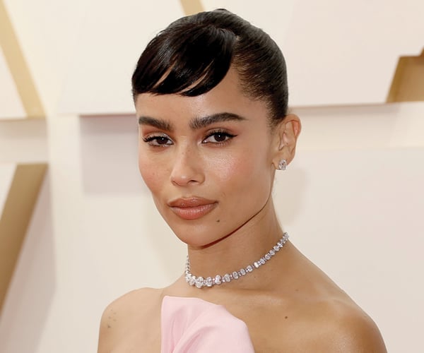 2022 oscars red carpet zoe kravitz