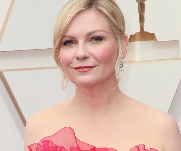 2022 oscars beauty kirsten dunst